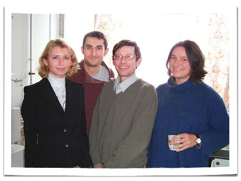 ВИЗР, октябрь 2004 г. На снимке (слева направо) Ю.М. Малыш, Д. Бурге, А.Н. Фролов и С. Понсар